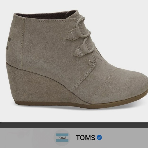 Toms suede bootie Nwot - Picture 2 of 7